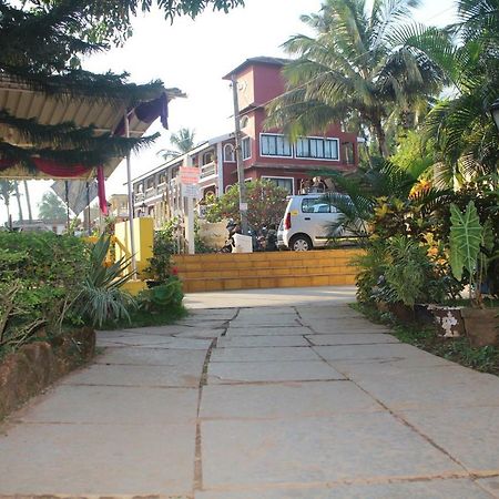 Dona Julia Beach Resort Calangute Exterior foto