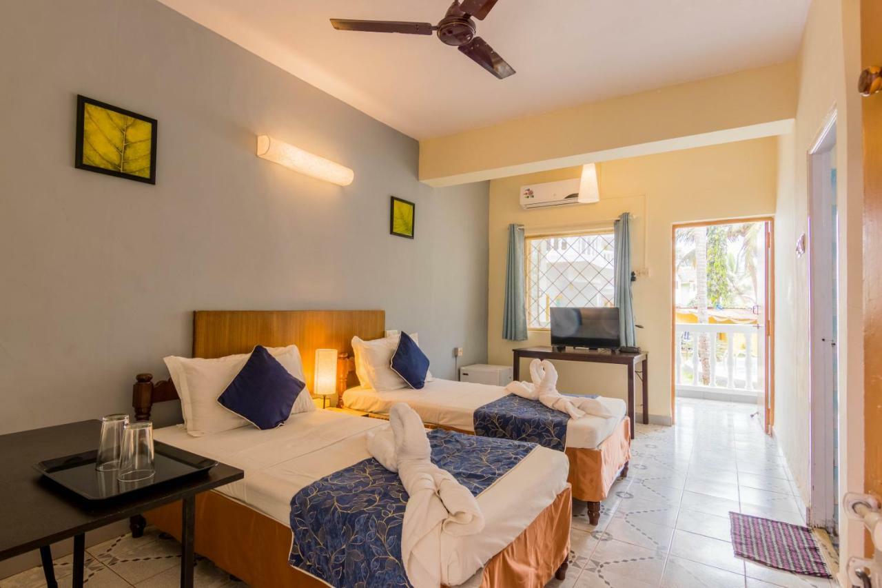 Dona Julia Beach Resort Calangute Exterior foto